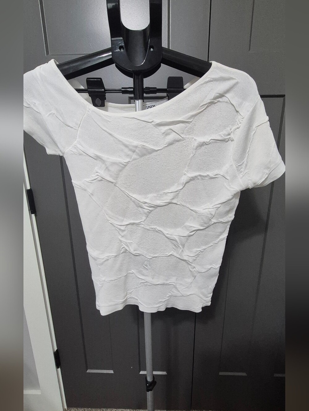 Zara White Textured Asymmetrical Off Shoulder Top Size L - Picture 2 of 5